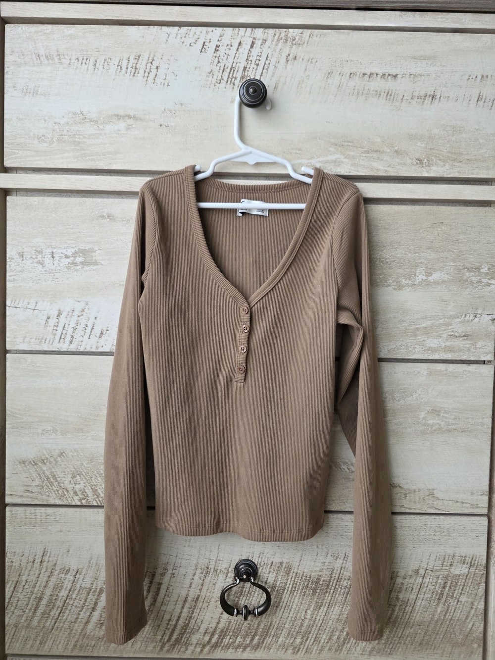 Hollister Ribbed Long-Sleeve Henley in Light Brown